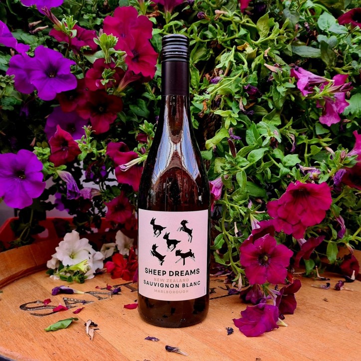 Sheep Dreams Sauvignon Blanc Marlborough Sheep Dreams Sauvignon Blanc Marlborough