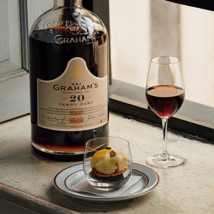 Grahams 20 Years Old Tawny Porto Grahams 20 Years Old Tawny Porto