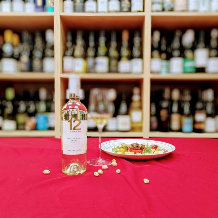 12 E Mezzo Malvasia Bianca del Salento 12 E Mezzo Malvasia Bianca del Salento