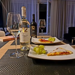 12 E Mezzo Primitivo + Malvasia