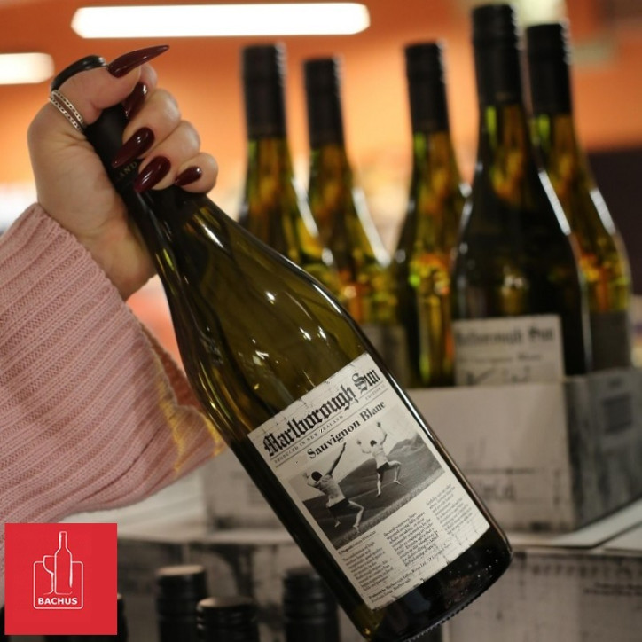 Lawsons Dry Hills & Marlborough Sun Wina Nowozelandzkie Sauvignon Blanc Lawsons Dry Hills & Marlborough Sun Wina Nowozelandzkie Sauvignon Blanc