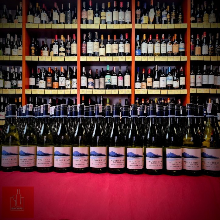 Mount Riley Sauvignon Blanc Marlborough Mount Riley Sauvignon Blanc Marlborough