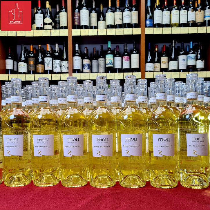 Vigneti del Vulture Pipoli Bianco Basilicata IGT Vigneti del Vulture Pipoli Bianco Basilicata IGT