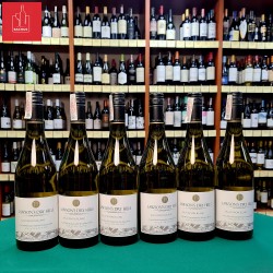 Lawson's Dry Hills White Label Sauvignon Blanc