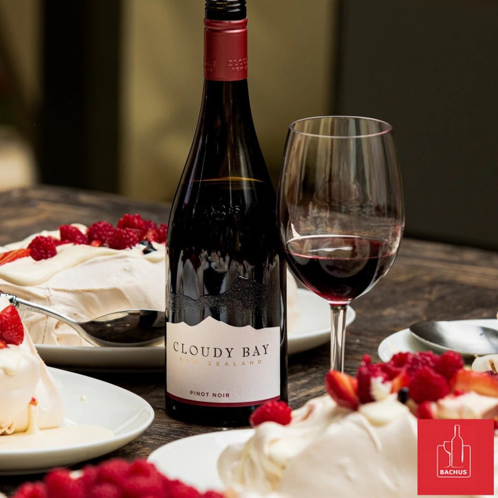 Cloudy Bay Pinot Noir Cloudy Bay Pinot Noir