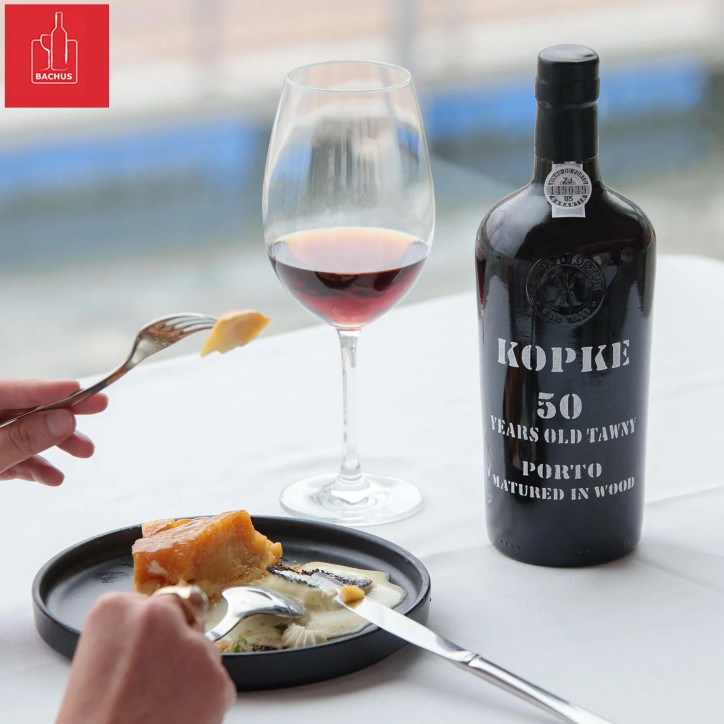 Porto Kopke 50 Year Old Tawny Port In Wooden Porto Kopke 50 Year Old Tawny Port In Wooden